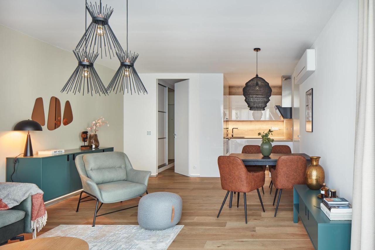 Prague Days - Stylish Apartments With Terrace - Parking - Quiet Area 외부 사진
