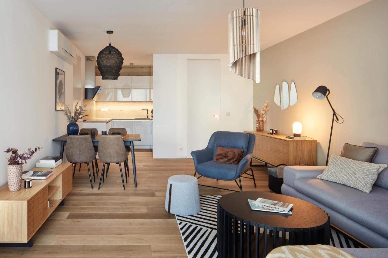 Prague Days - Stylish Apartments With Terrace - Parking - Quiet Area 외부 사진